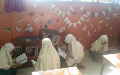 Kegiatan Sudut Baca Perpustakaan SDI Al Munawwarah